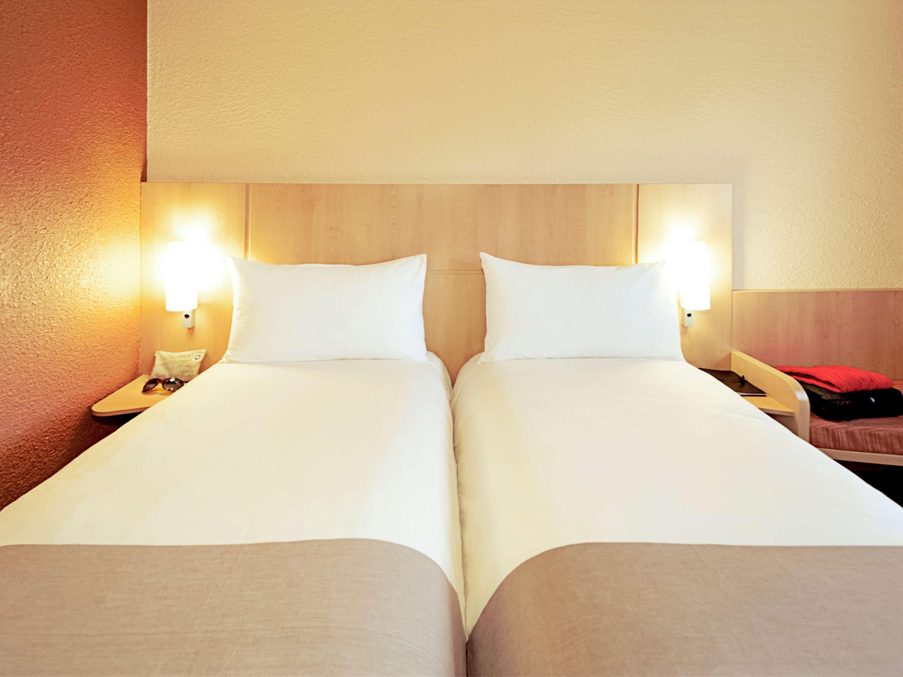 Ibis Shopping 3*