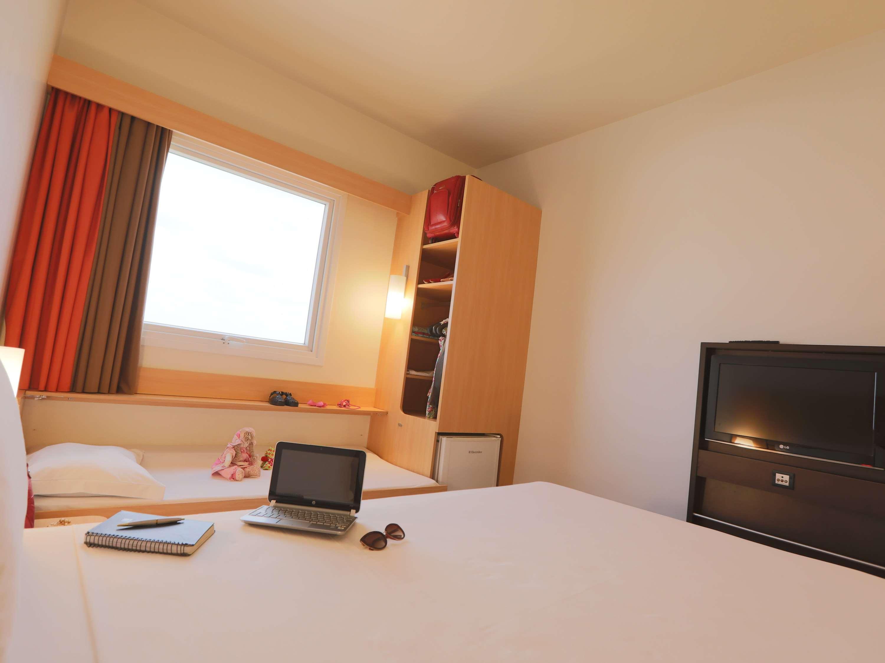 Hotel Ibis Shopping 3*