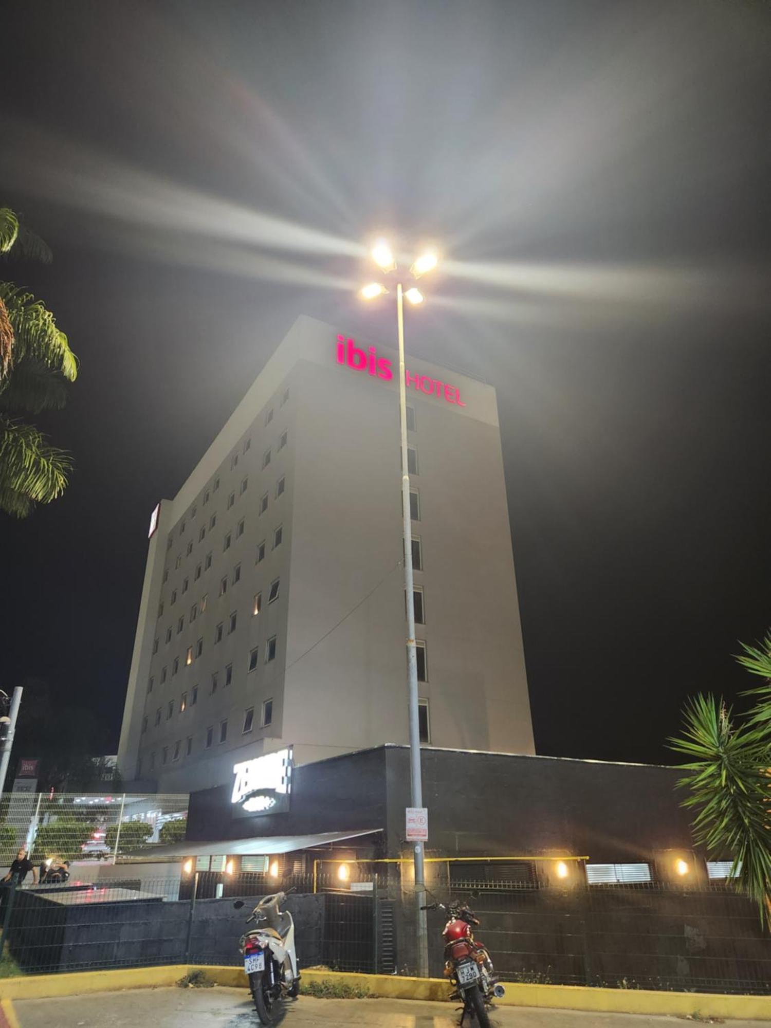 Ibis Shopping 3* Montes Claros