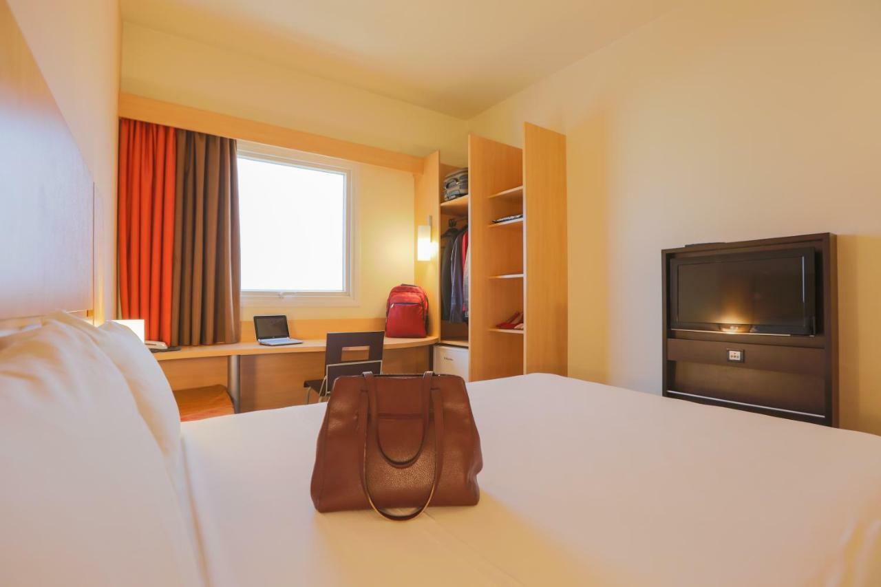 Ibis Shopping 3*