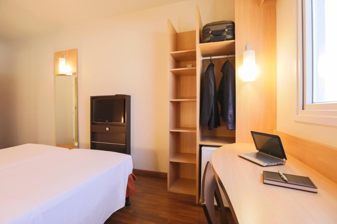 Ibis Shopping 3*
