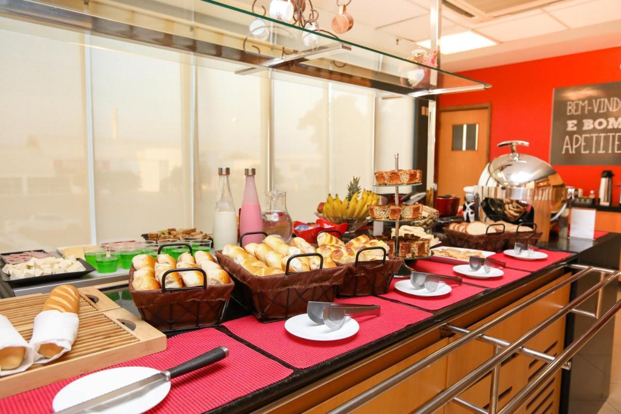 Hotel Ibis Shopping 3*