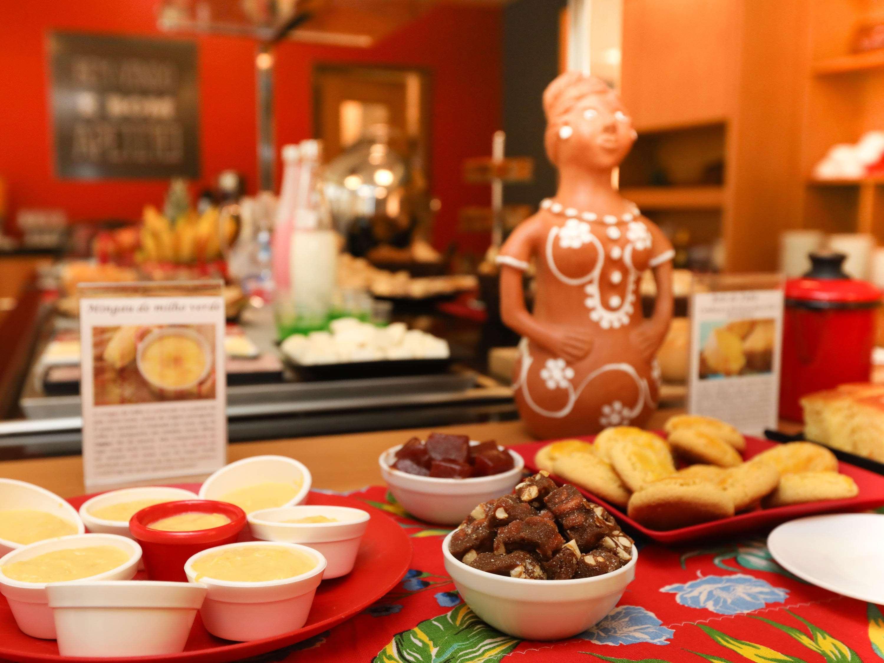 Hotel Ibis Shopping 3*