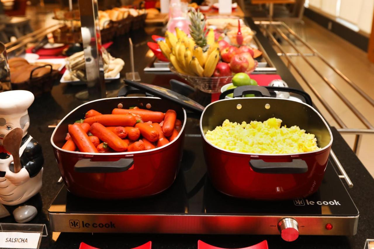 Hotel Ibis Shopping 3*